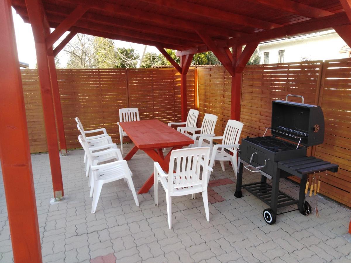 Arinza Apartman Vendeghaz Mezokovesd Exterior photo