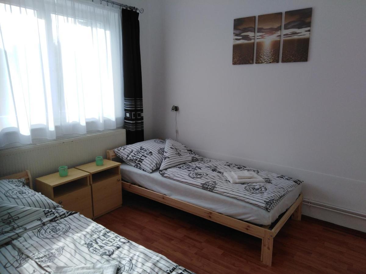 Arinza Apartman Vendeghaz Mezokovesd Exterior photo
