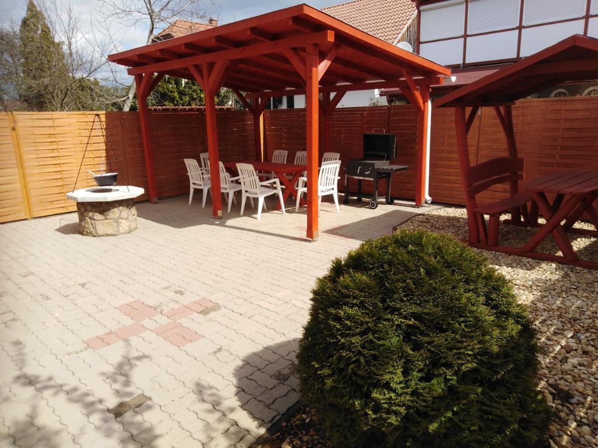 Arinza Apartman Vendeghaz Mezokovesd Exterior photo
